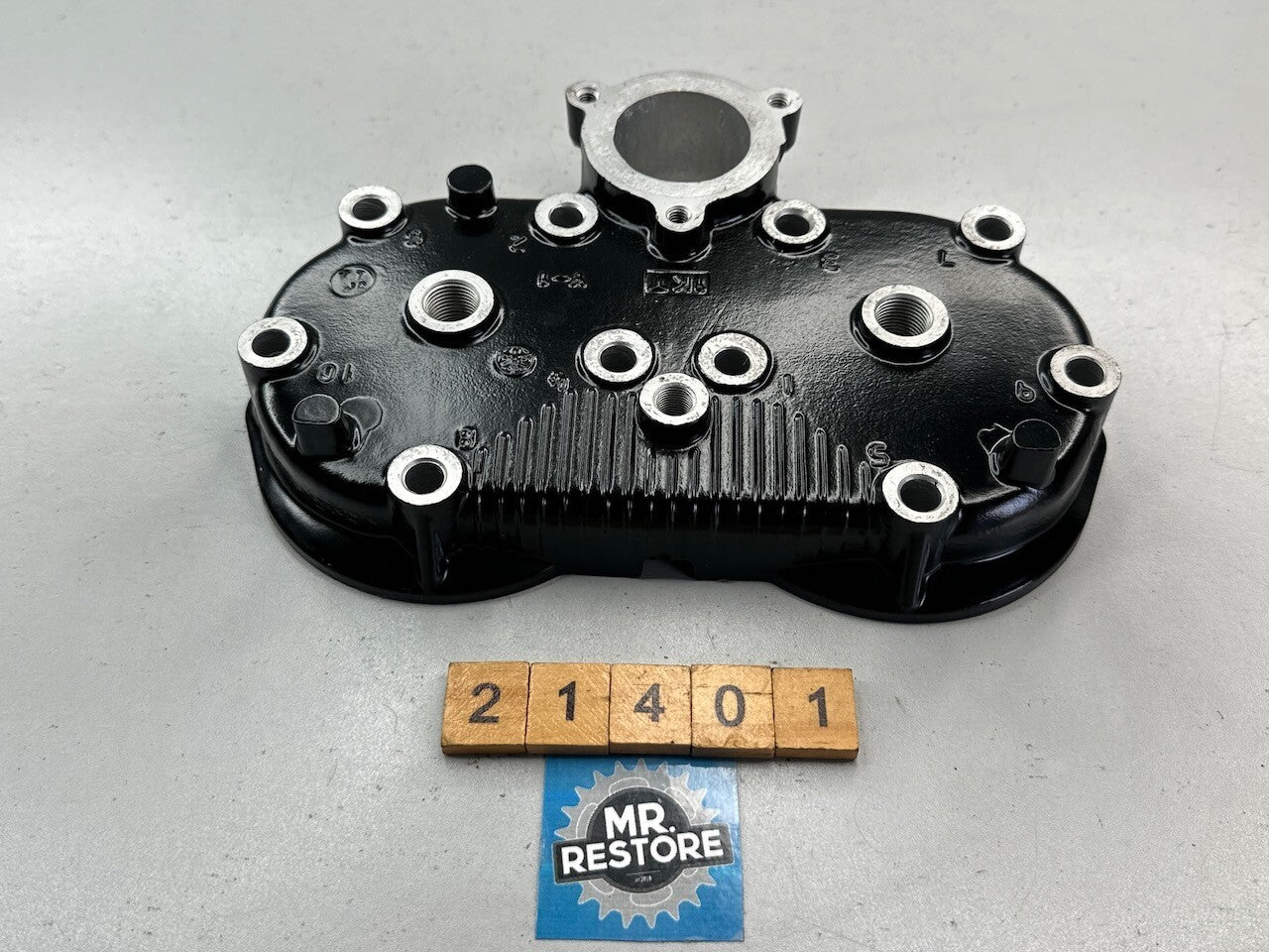 Yamaha TZR250 1986-88 1KT 2MA Cylinder Head 1KT-11111 (Repainted)