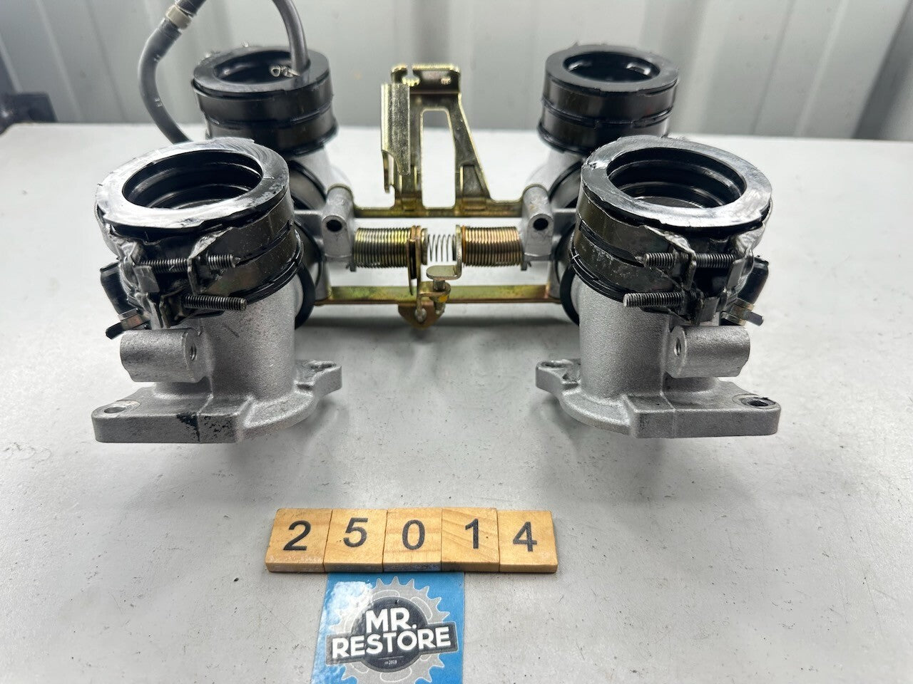 Yamaha V-Max 1200 VMX12 '85-03' Carburettor Joints 1 & 2 inc Rubbers - 1FK-13586