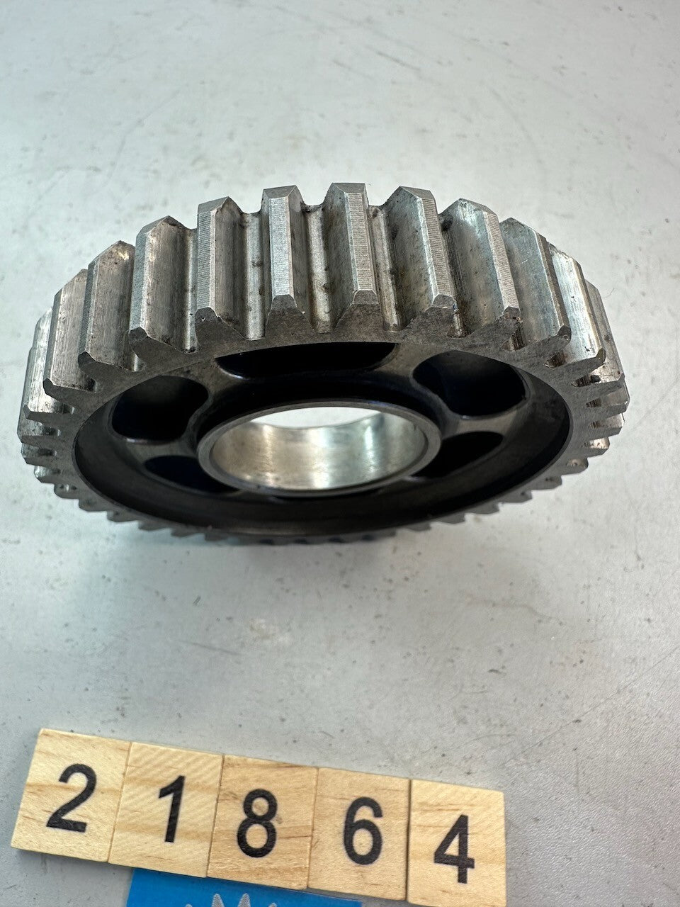 Kawasaki Z1000 KZ1000 Z900 KZ900 Z1 Transmission Output Shaft 2nd Gear