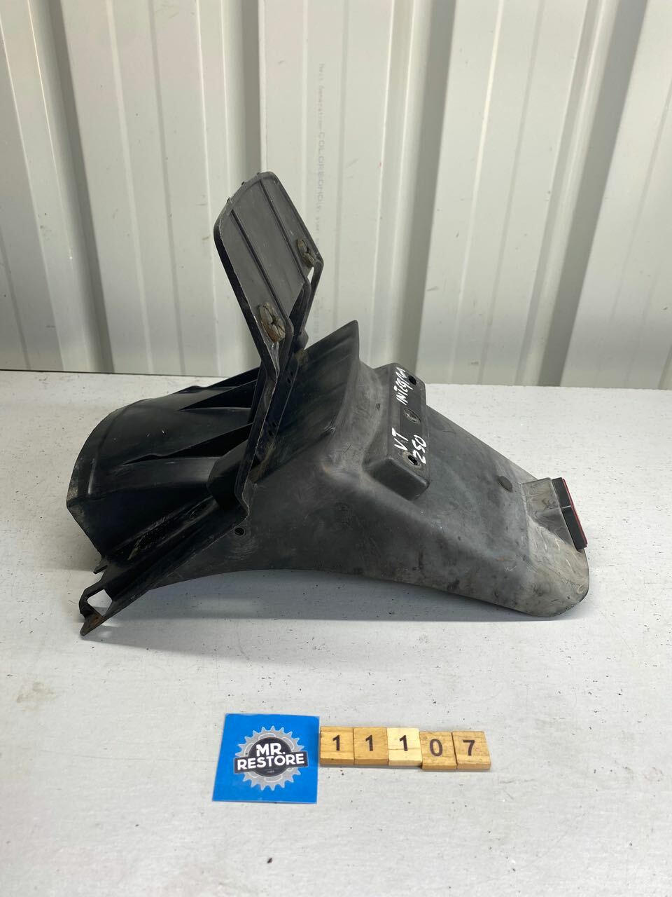 Honda VT250 Integra Rear Fender Reg Plate Holder 9018-KM3-0100