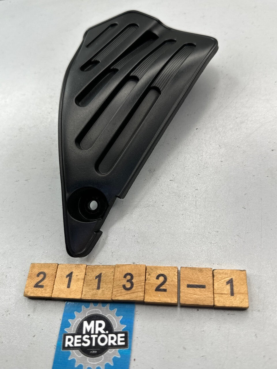 Yamaha SRX250 Right Hand Frame Cover 51Y-21741 - Reconditioned