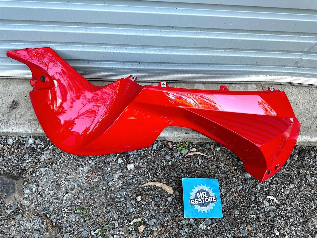 BMW F800S L/H Main Fairing 46637691387