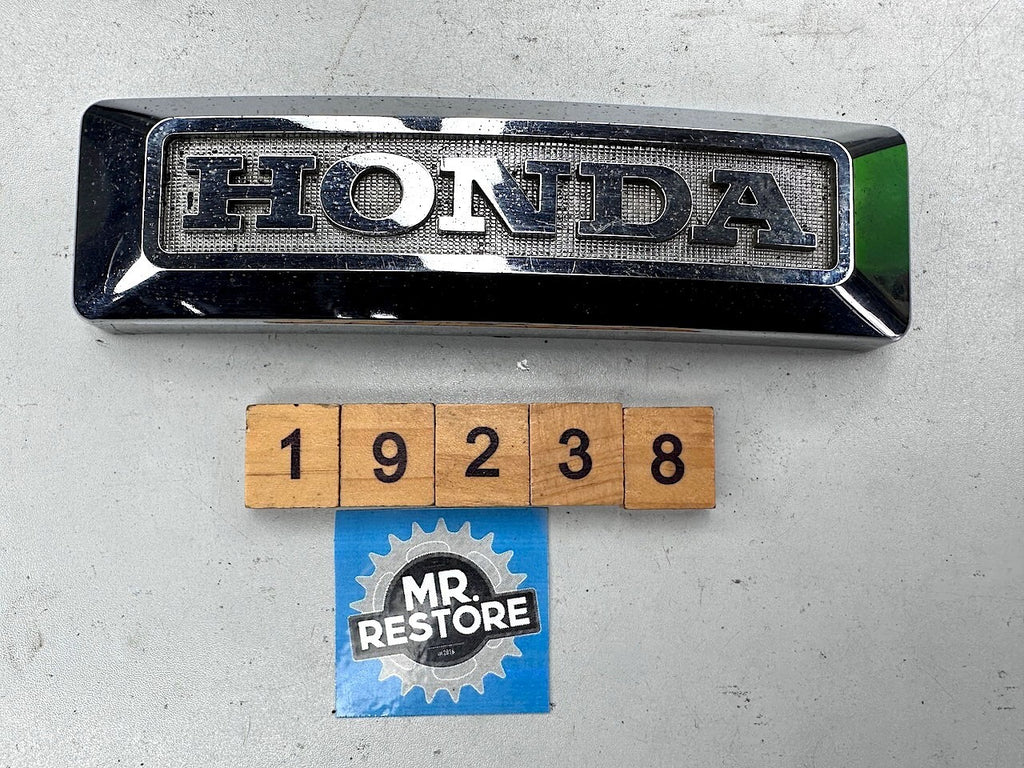 Honda CM250 CM125 CB125 Front Fork Cover Emblem 61401-KB4 (Plastic)