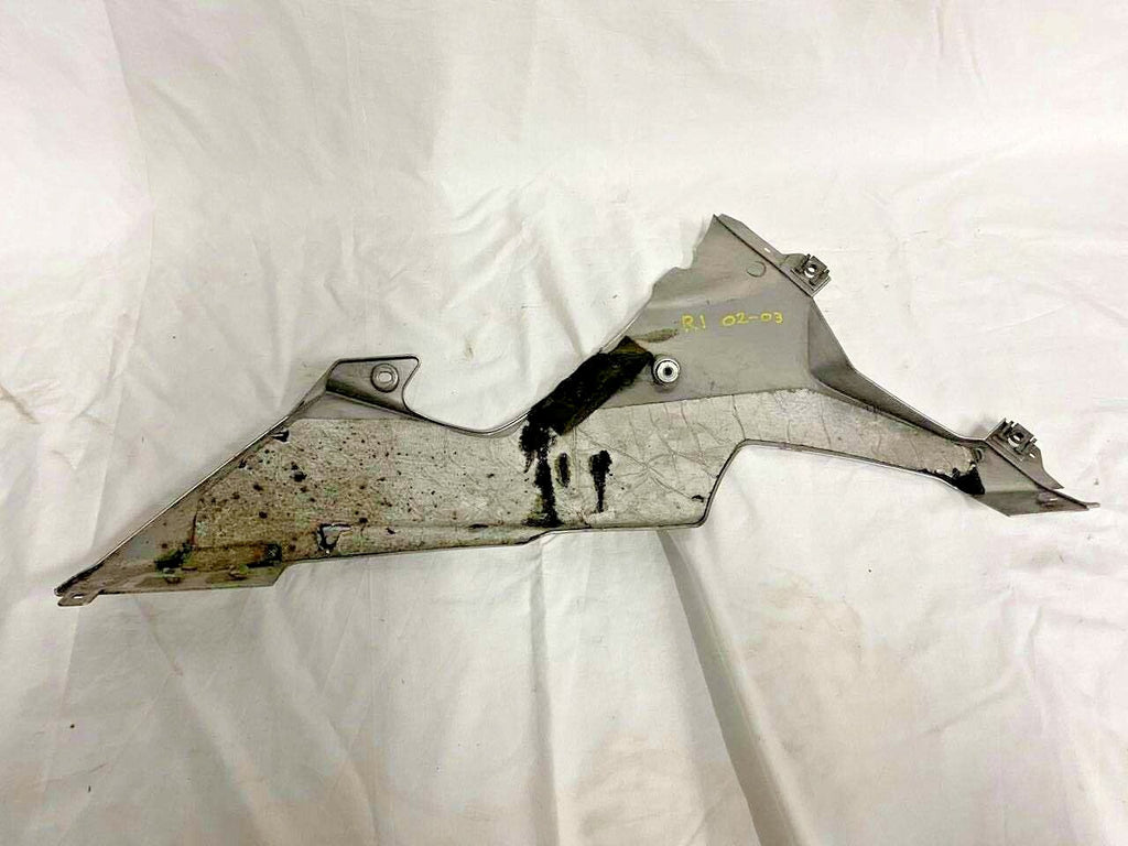 Yamaha R1 YZF 02-03 Cover Under Cowling 5PW-Y2808 Silver