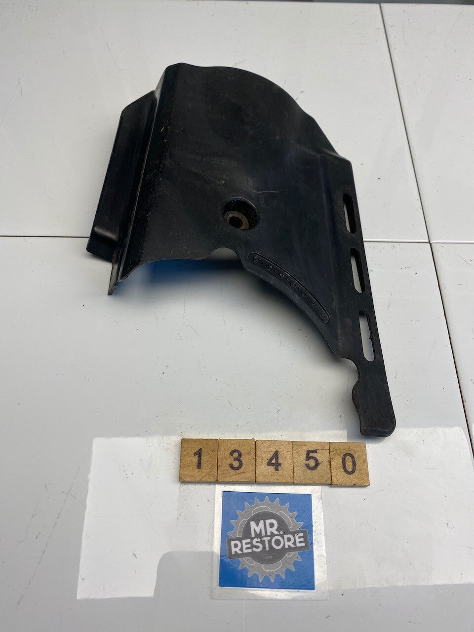 Honda VF750 Sabre V45 L/H Engine Side Water Pump Cover 11341-MB0-770