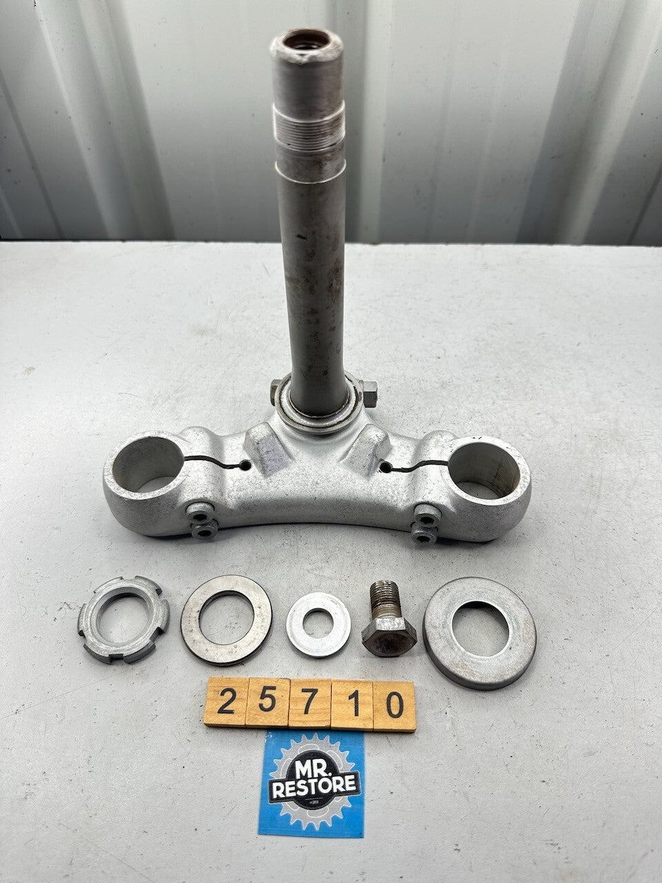 Yamaha TY250 1974-77 Lower Triple Tree Fork Clamp, Stem & Parts 434-23435