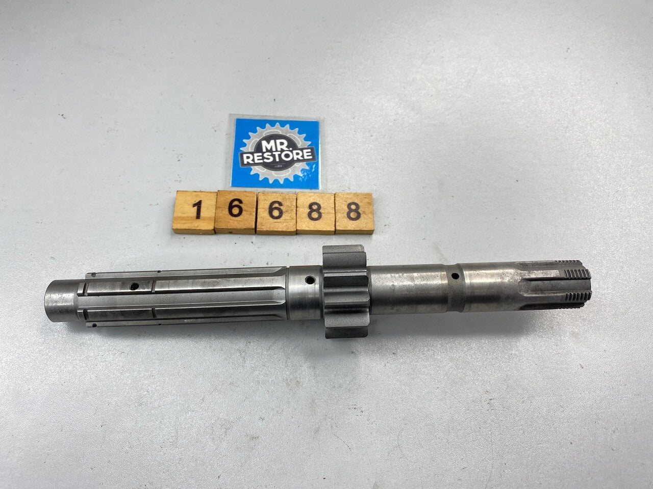 Suzuki RGV250 1989 Counter Shaft (11T) 24121-12C01