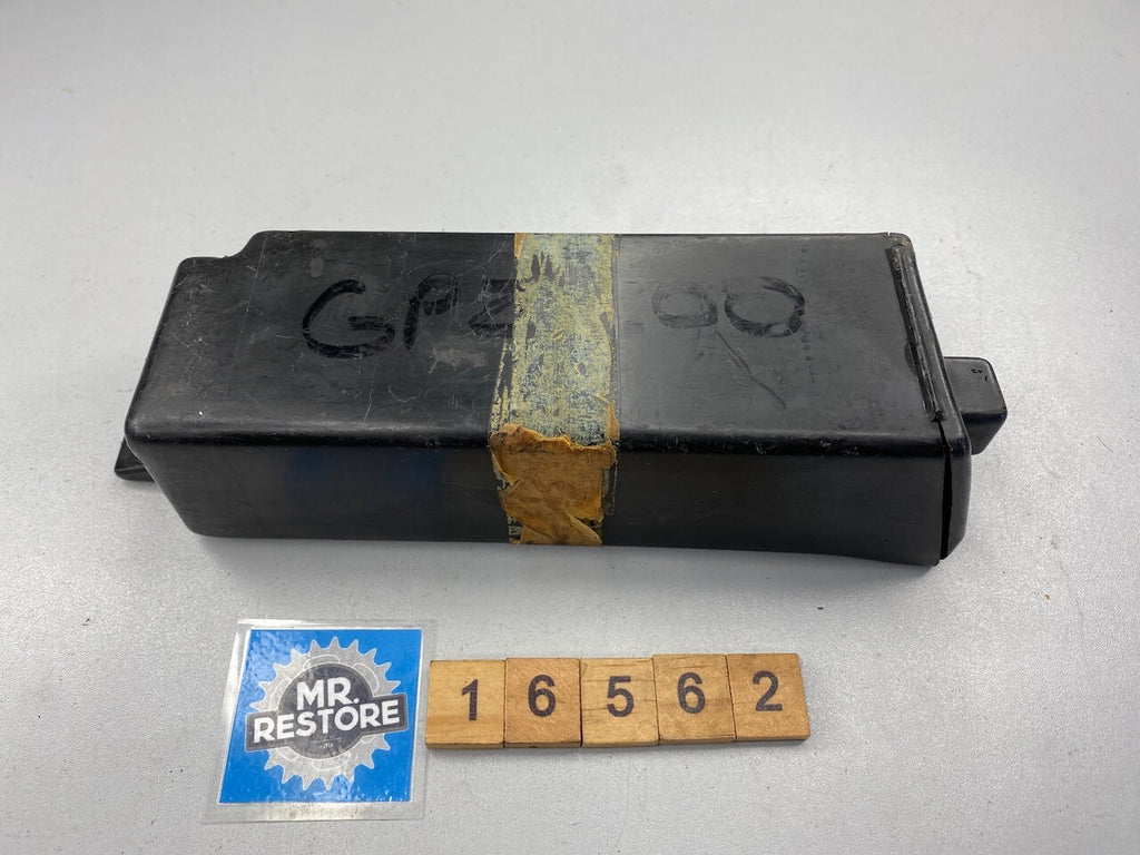 Kawasaki GPZ600 ZX400 ZX500 Tool Case 32099-1075