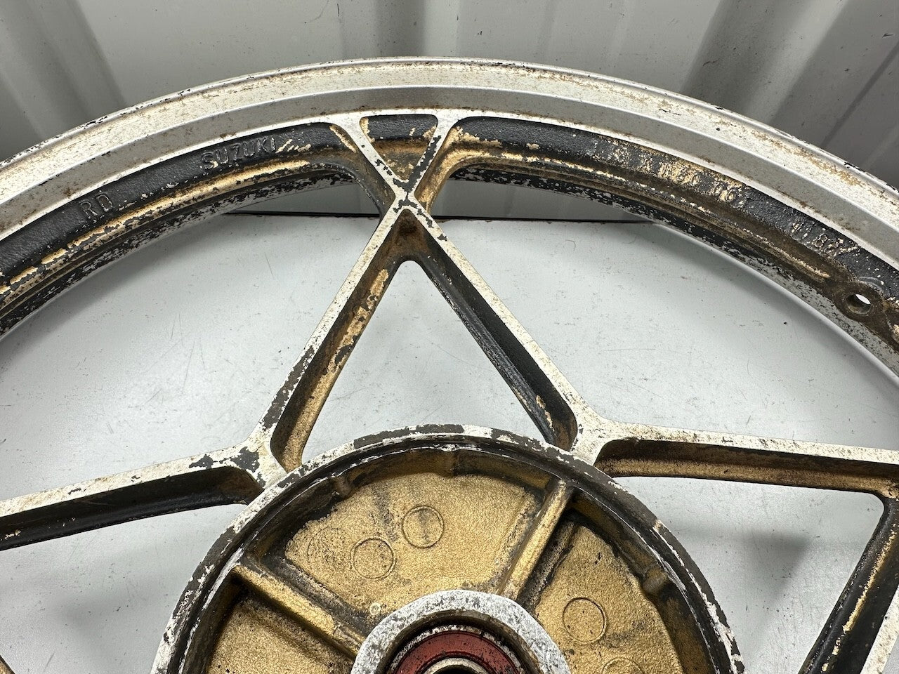 Suzuki Classic Vintage Rear Wheel (GS ? GT200 ? GSX ?) 18x1.60 (Dated Nov 1982)
