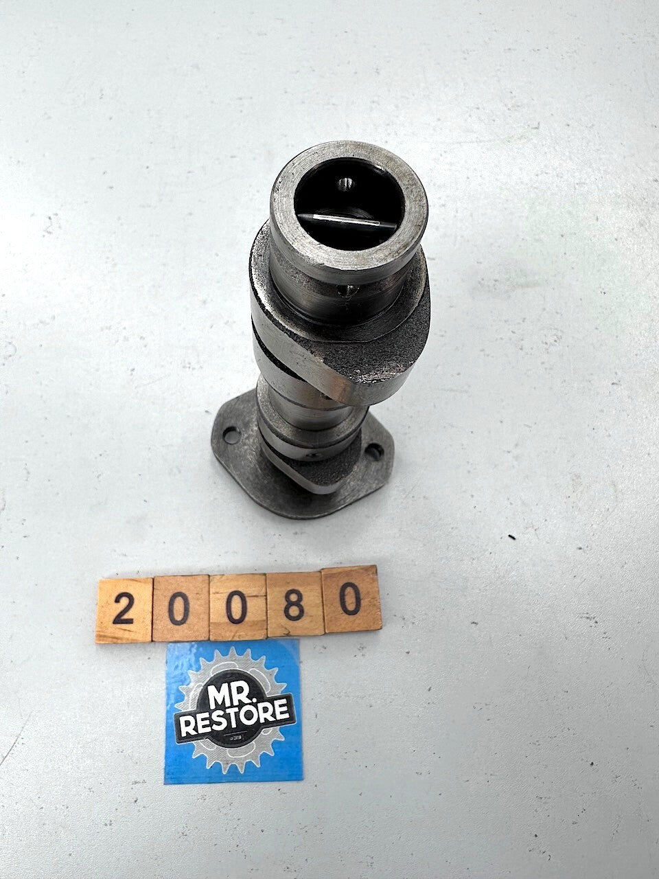 Yamaha XT550 1982-83 Camshaft 5Y1-12170