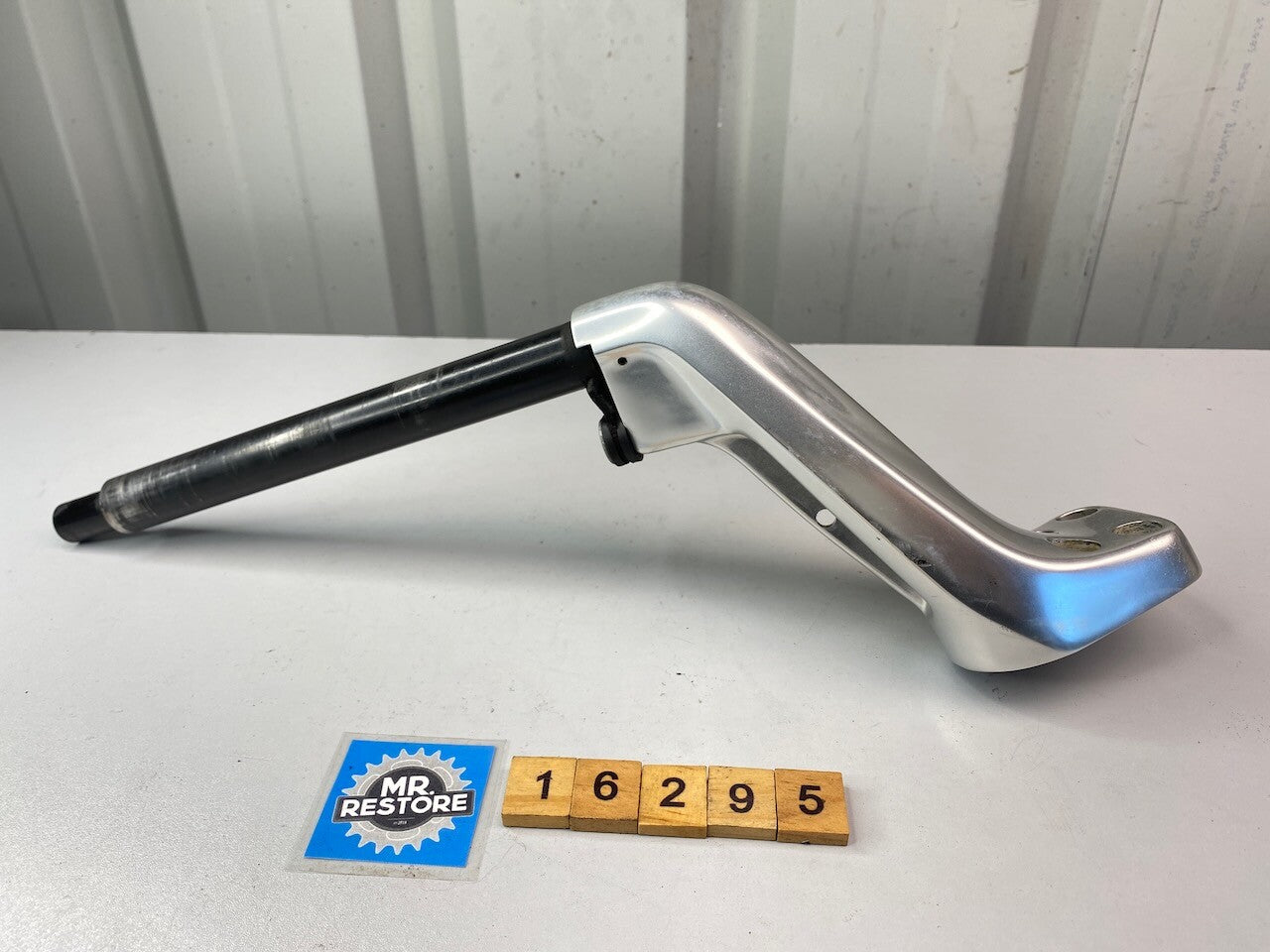BMW R1100R R850R R/H Handlebar & Riser 32712313814