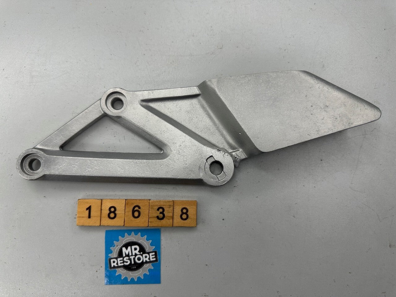 Suzuki RGV250 M/N Front Riders LH Footrest Bracket