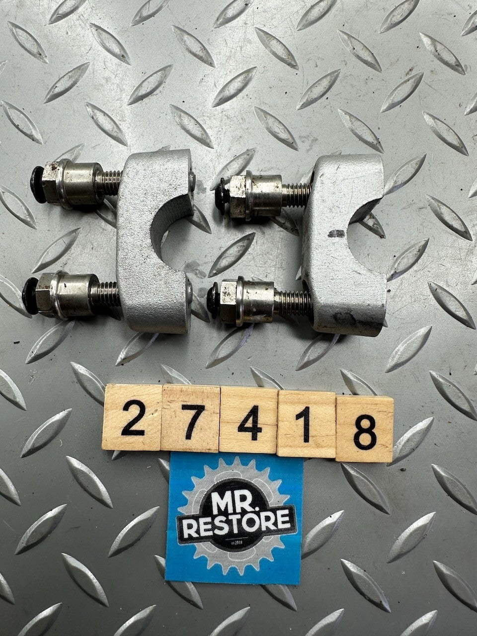 BMW F650GS '99-07' G650GS '08-15' K1200RS Pair ofHandlebar Risers Clamps Support