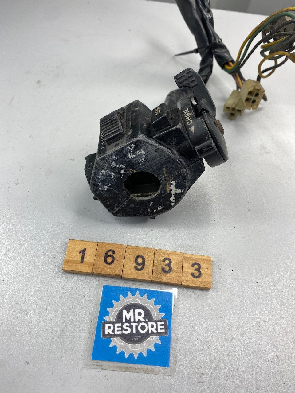 Yamaha XZ550 XS400 XS250 L/H Handlebar Switch & Choke Lever