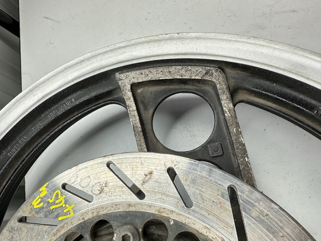 Yamaha XJ600 Front Wheel 18 x 2.50