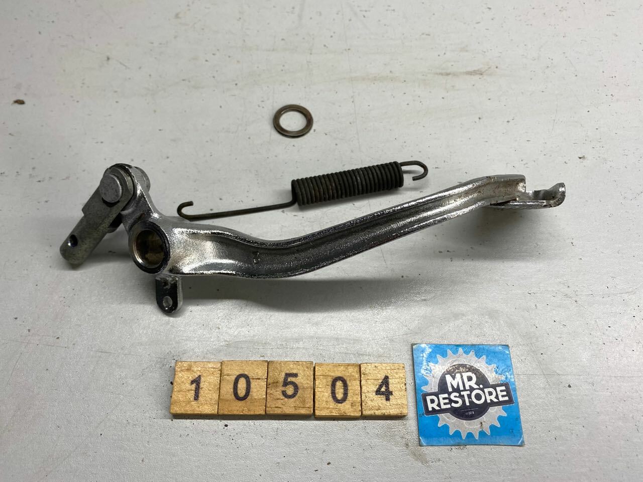 Yamaha XJ600 FZ600 Rear Brake Pedal & Spring - 33M-27211