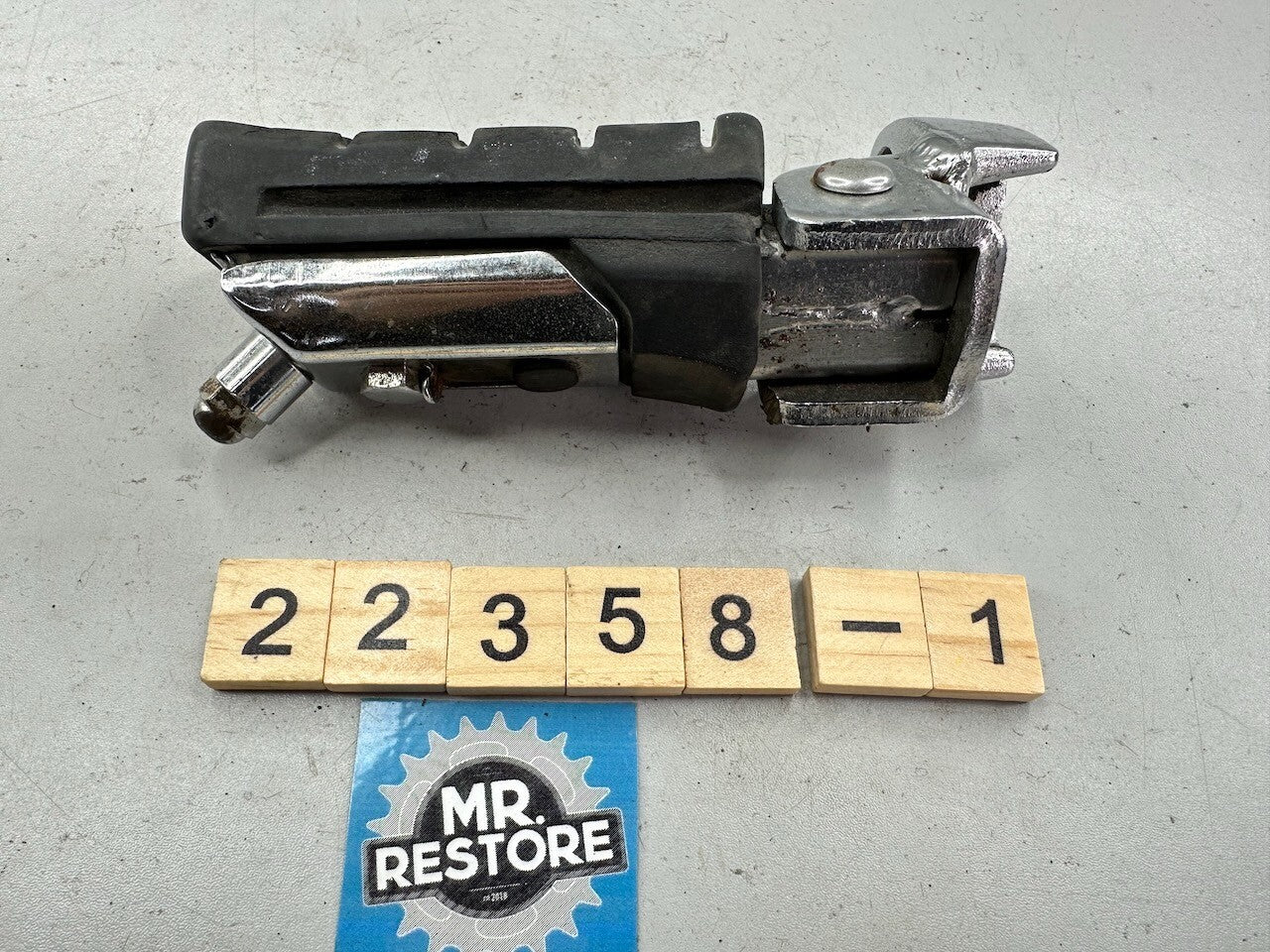 Honda CBX750 Right Foot Rest Peg