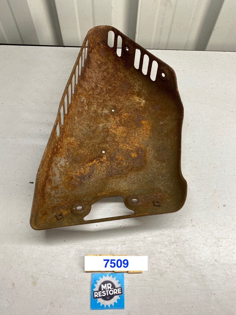 Yamaha TX750 Right Hand Side Panel