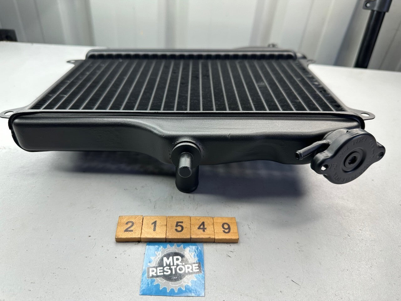 Yamaha TZR250 1KT 2MA Radiator Assy. & Cap 1KT-12460