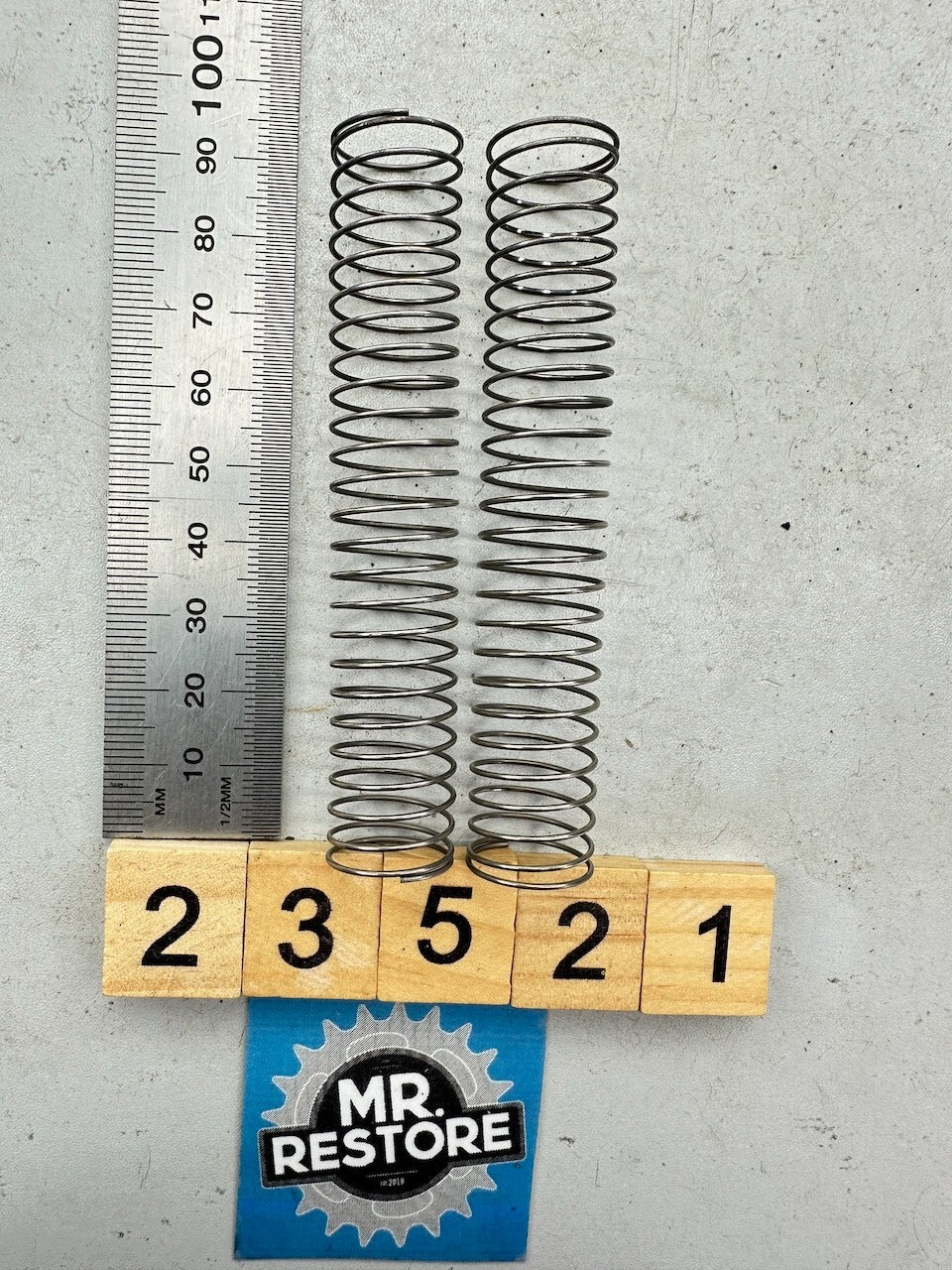 Suzuki GSX1100 '80-83' Carburettor Springs (x2) 13503-49200