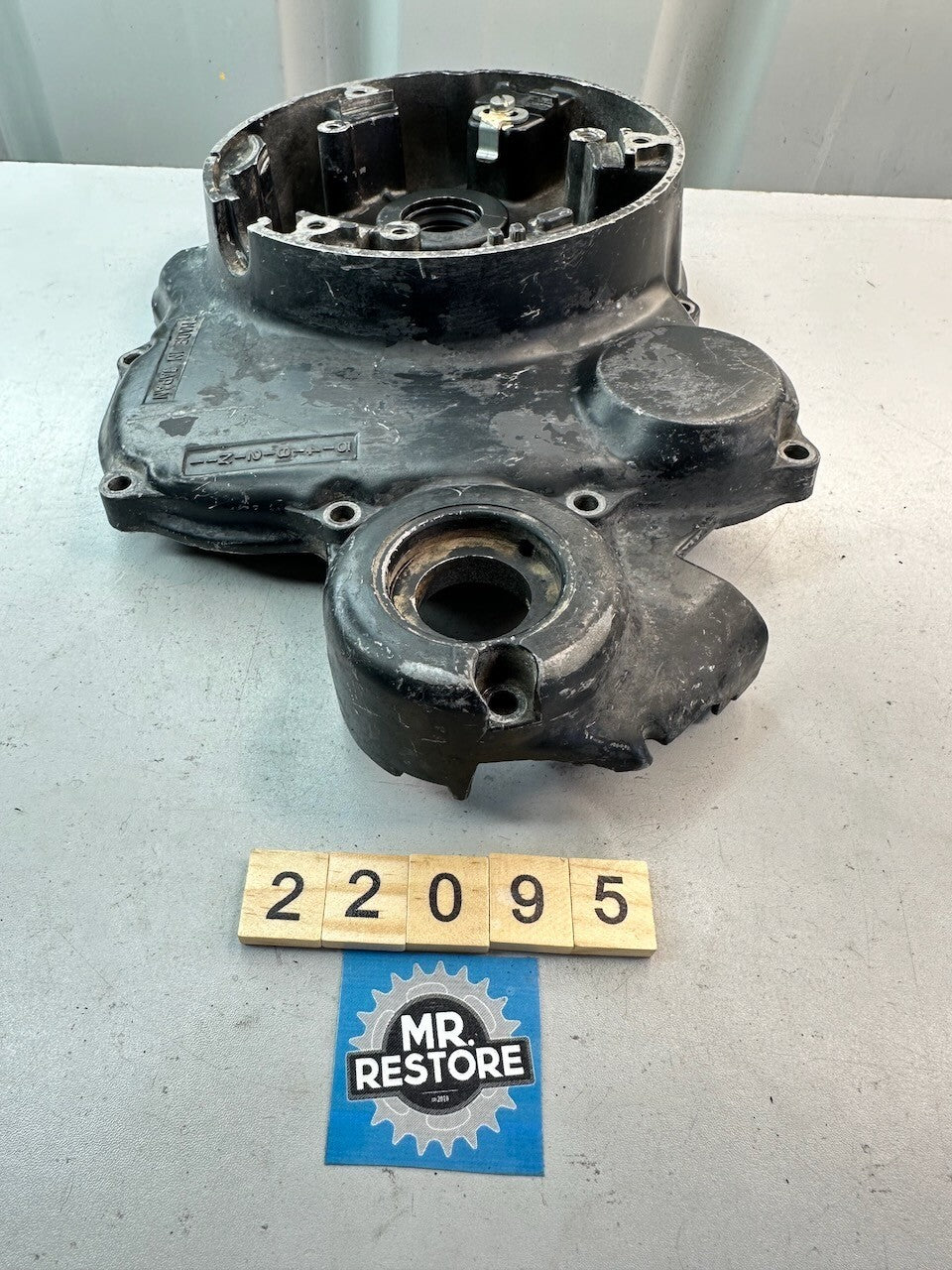 Yamaha XS750 1977-78 Left Crankcase Magneto Cover 1J7-15410-01