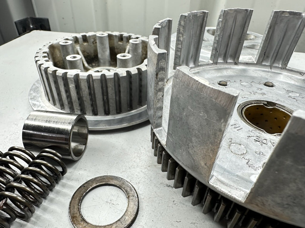 Kawasaki Z250 A - Full Clutch