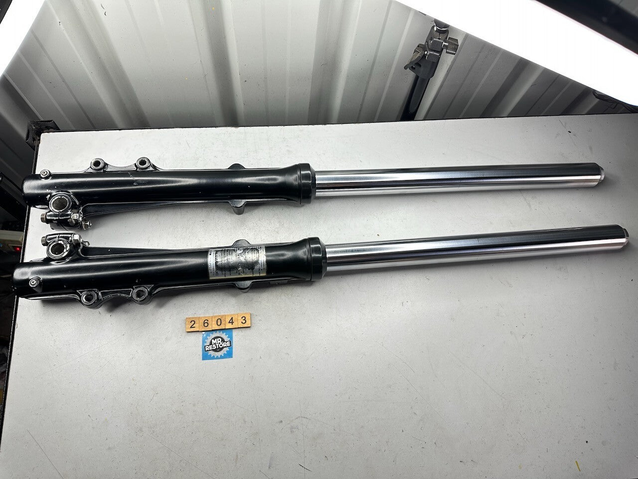 Kawasaki Z1300 KZ1300 '79-81' PaIr of Forks (Very good condition)