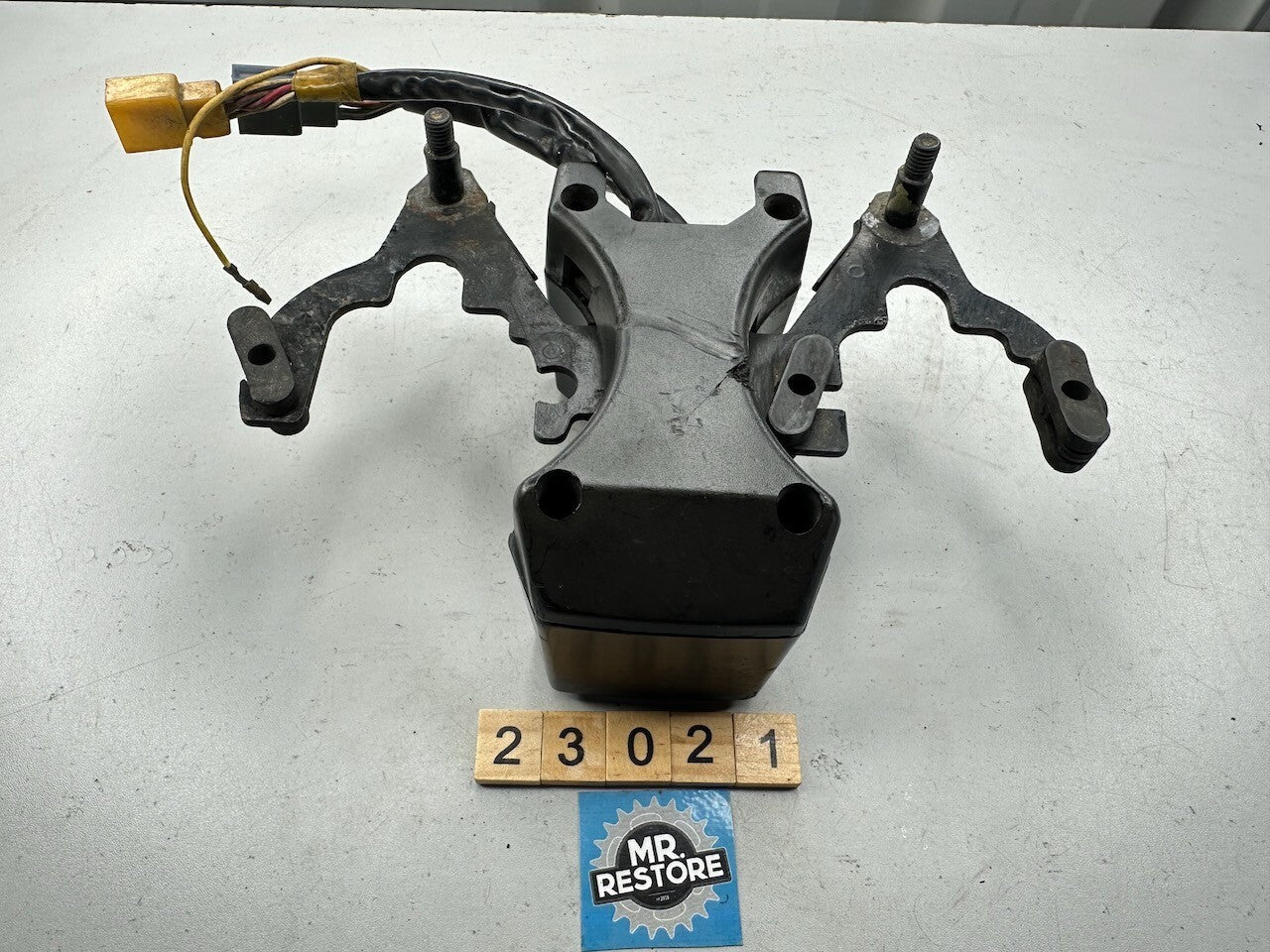 Suzuki GS650 Katana '81-82' GS550 '81-82' GS500 '81' Meters Lights & Bracket
