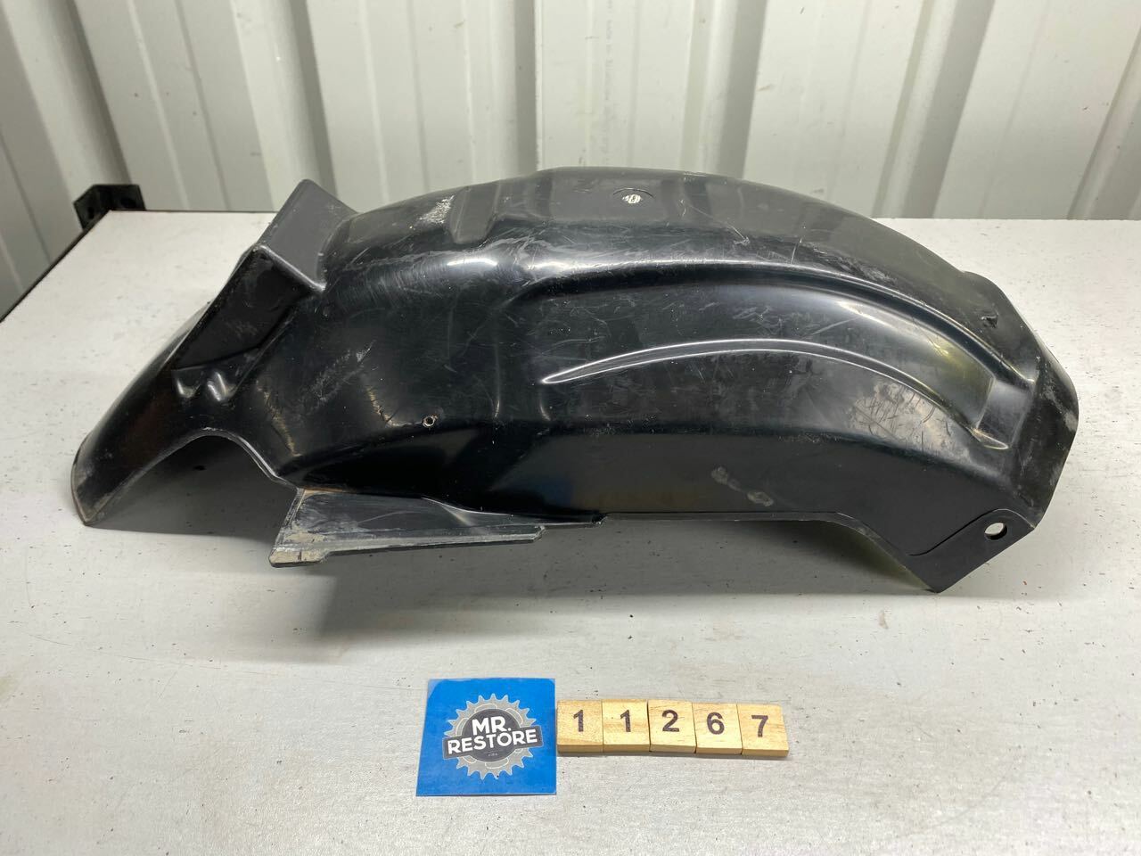 Kawasaki GPZ900R ZX900 GPZ750R Rear Fender Under Guard