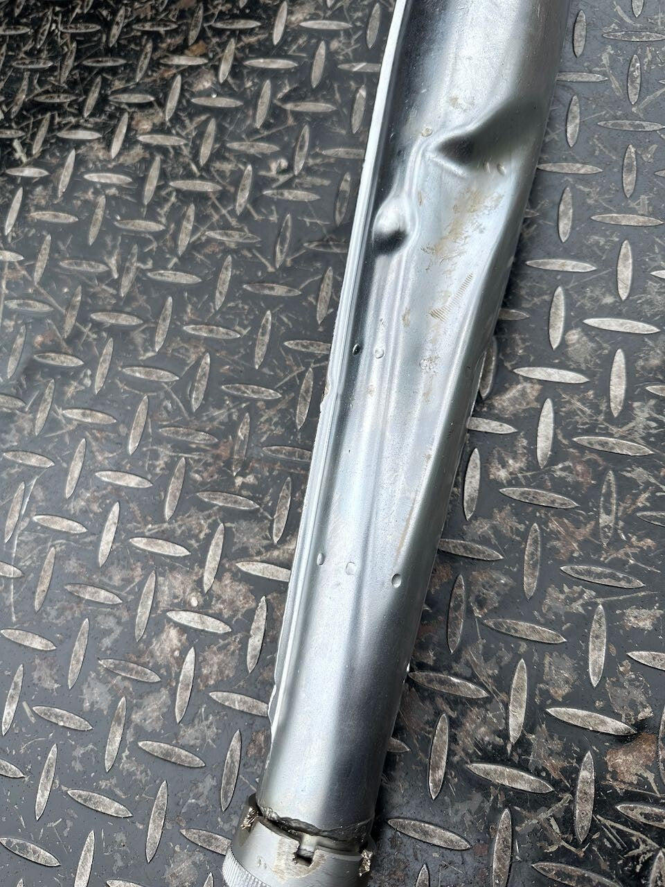Suzuki GT250 L/H Exhaust Pipe Silencer Muffler & Baffle