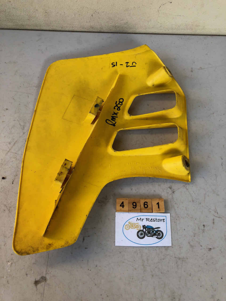 Suzuki RMX250 R/H Cowl 17761-28C00