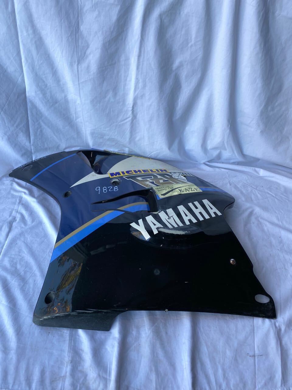 Yamaha FZR1000 EXUP L/H Side Panel - 3GM-2835J Black