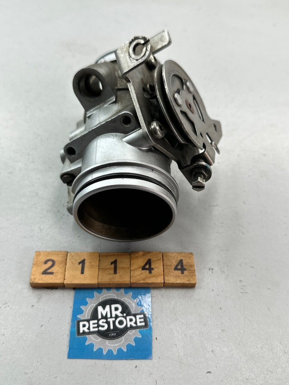 BMW R1100S R1150GS R1150RS L/H Throttle Body Butterfly 13541342495