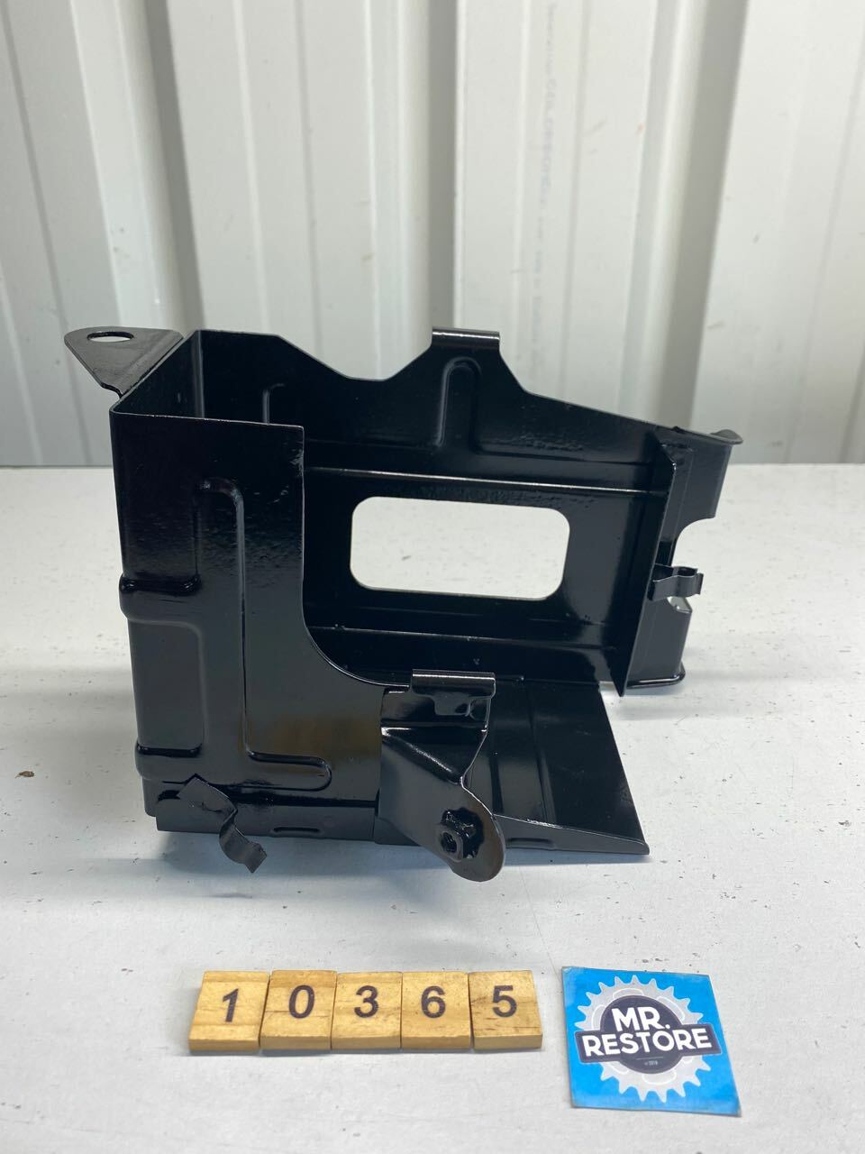 Suzuki TC185 Battery Holder Case Bracket Cage - Reconditioned