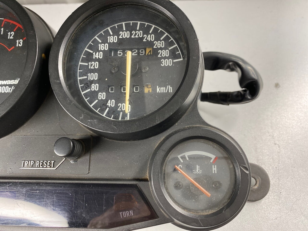 Kawasaki ZX10 Dashboard Meters Instruments KMH Only showing 15,000ks - tested