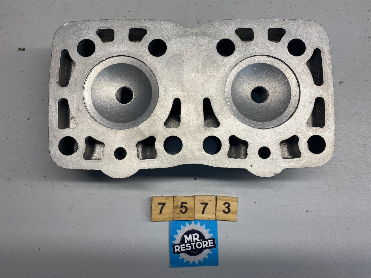 Suzuki RG250 Gamma Cylinder Head Mk2 (re-painted)