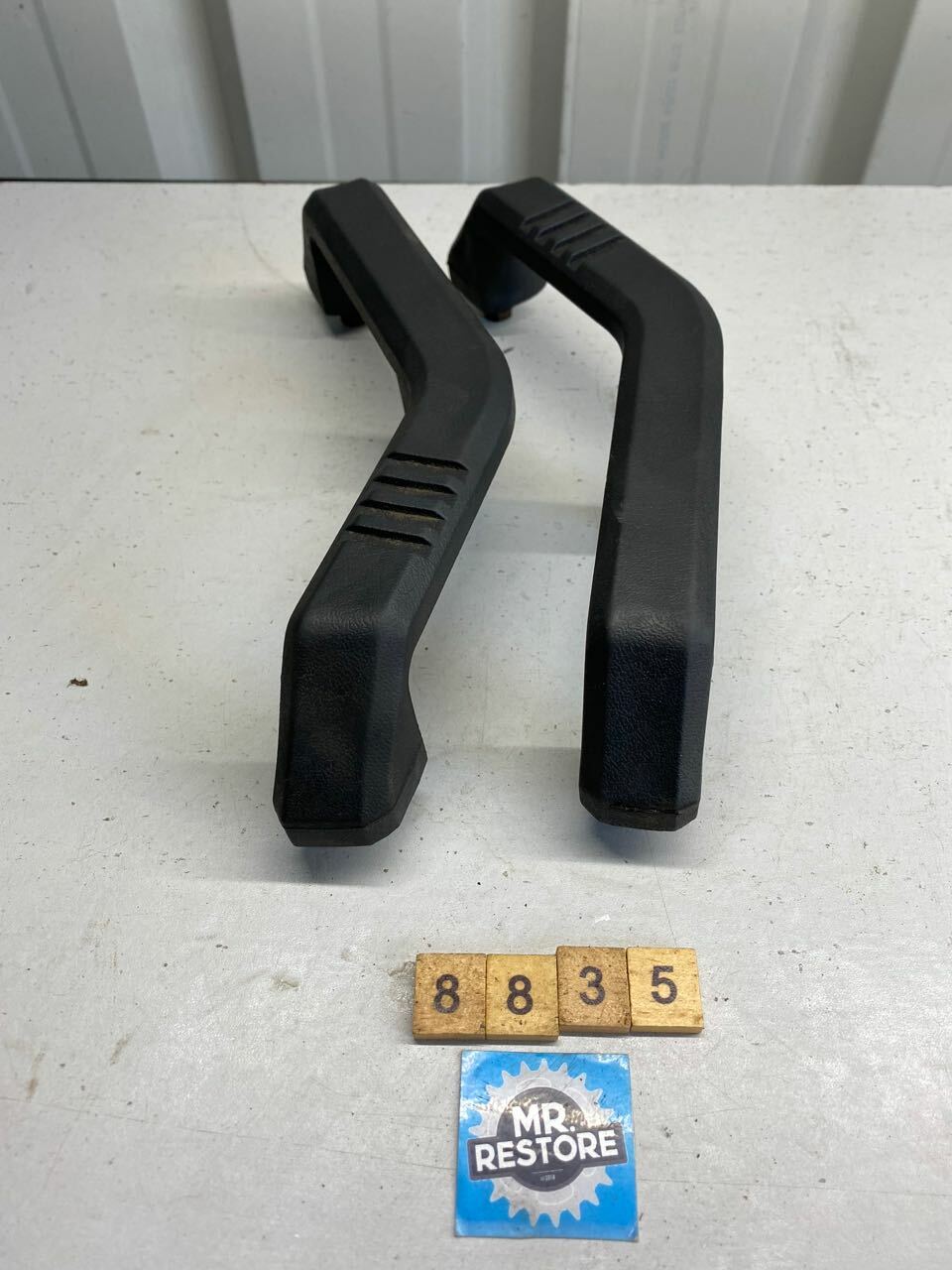 Yamaha XJ650 Turbo Seat Grips (pair) 16G-2474A 16G-24773