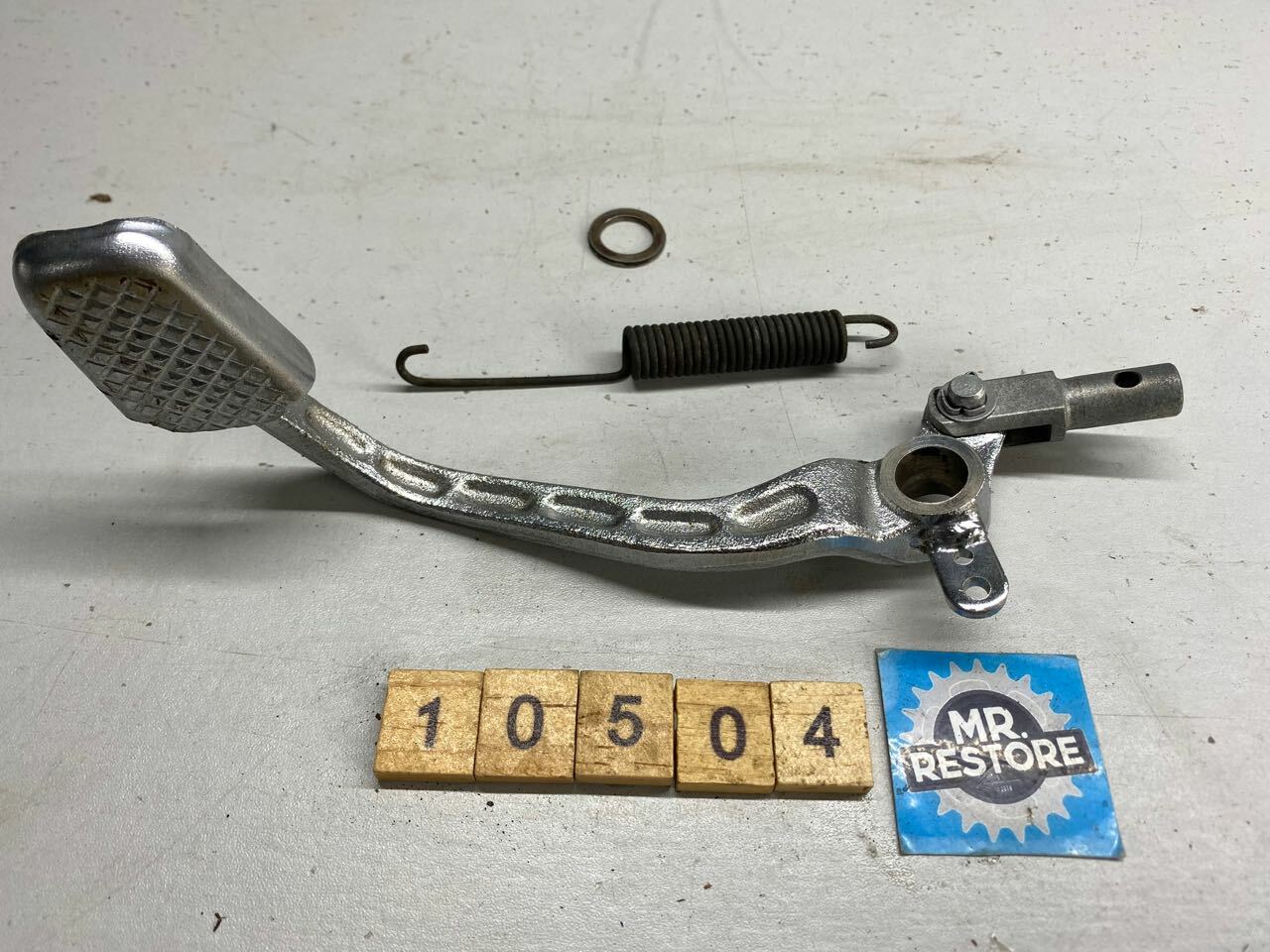 Yamaha XJ600 FZ600 Rear Brake Pedal & Spring - 33M-27211