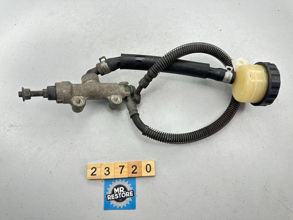 Kawasaki ZZR250 ZX250 EX250 GPX250 '92-07' Rear Master Cylinder & Reservoir
