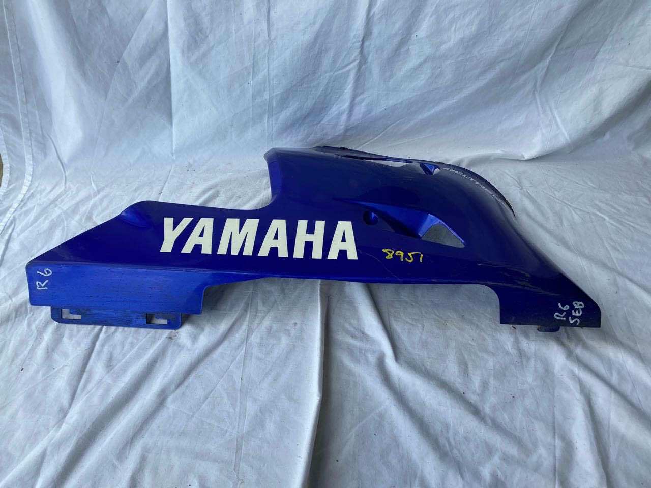 Yamaha R6 YZF 98-02 R/H Lower Fairing Panel 5EB-28395 Blue
