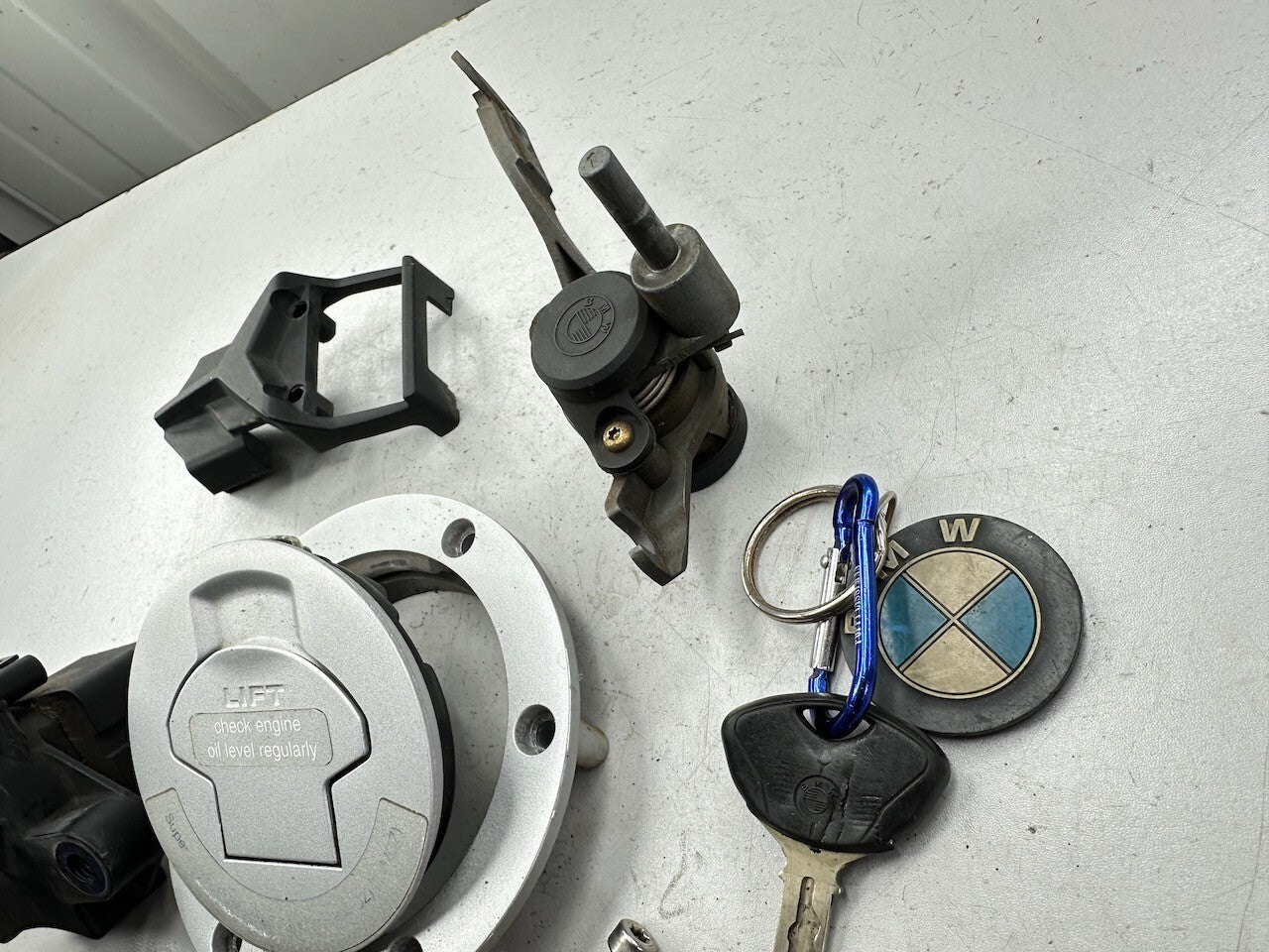 BMW R1200GS ADV '05-07' R1200GS '02-07' Lock Set