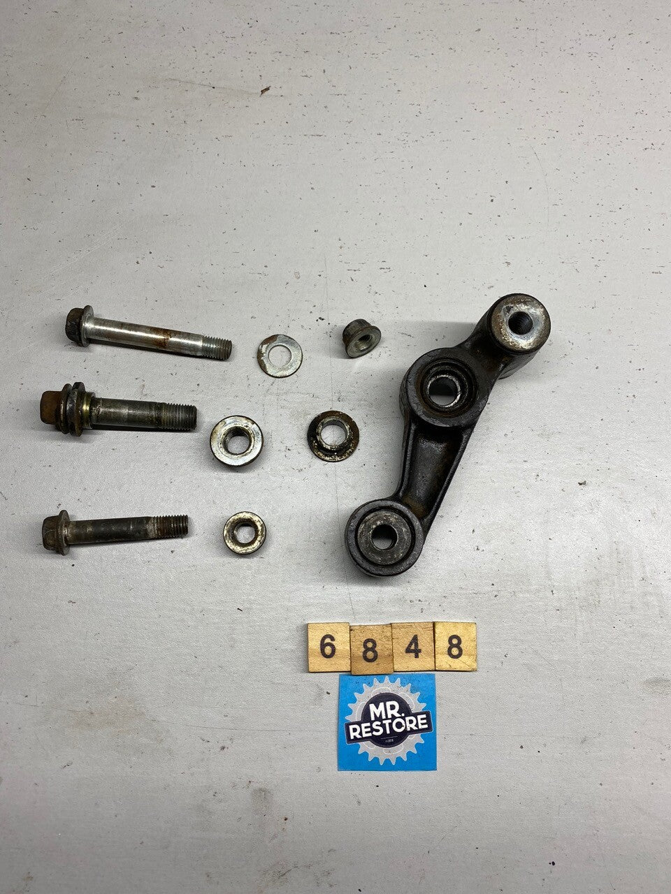 Suzuki DS80 D 1983 Rear Shock Linkage Cushion Lever & Bolts VMX