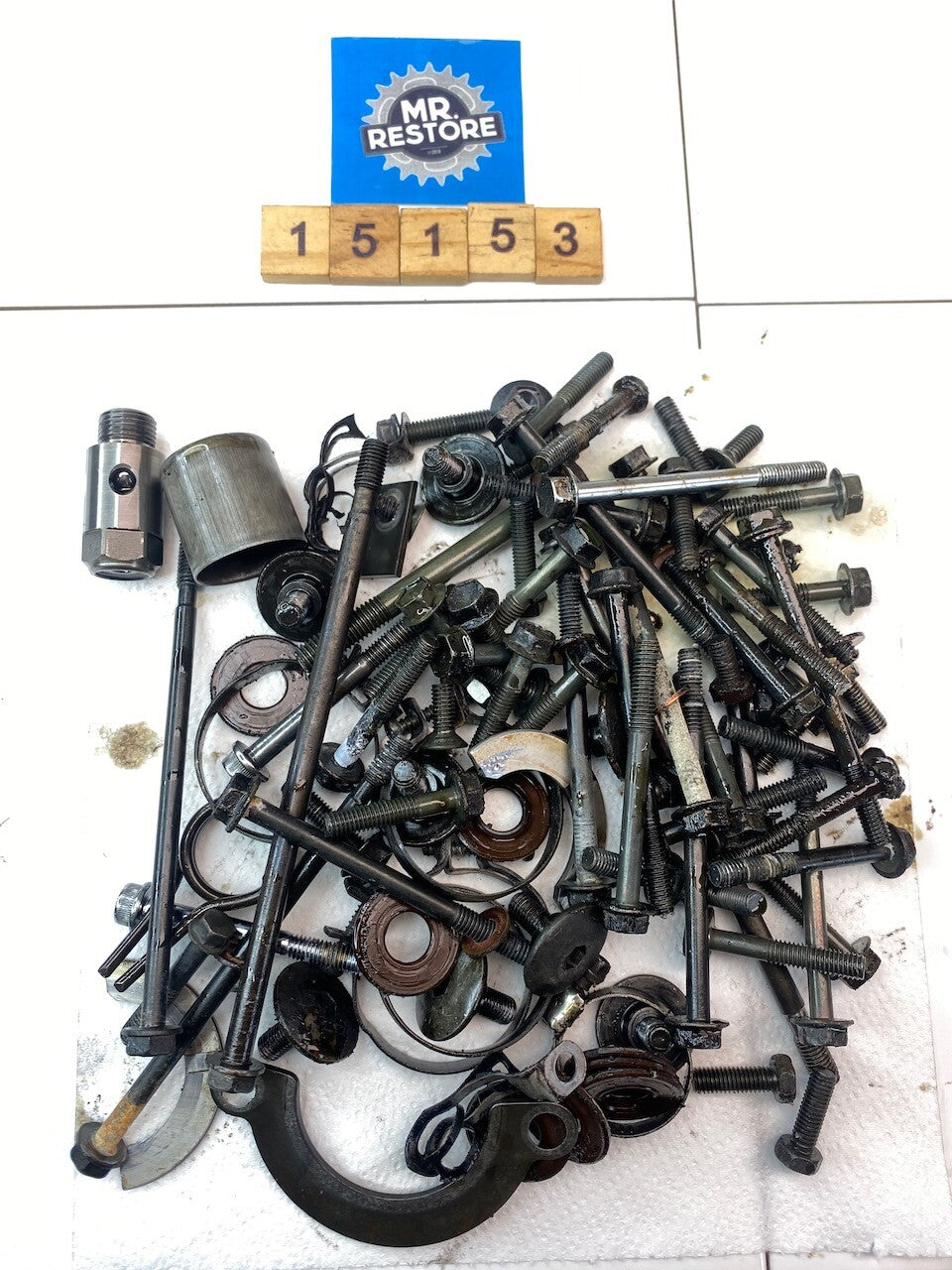 Suzuki GSX250F Across - Nuts, Bolts, Clips Etc. From Engine Strip Down