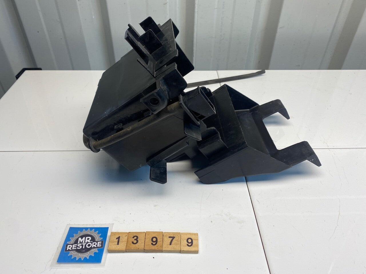Kawasaki ZX250 ZXR250 Battery Holder Box 32097-1153