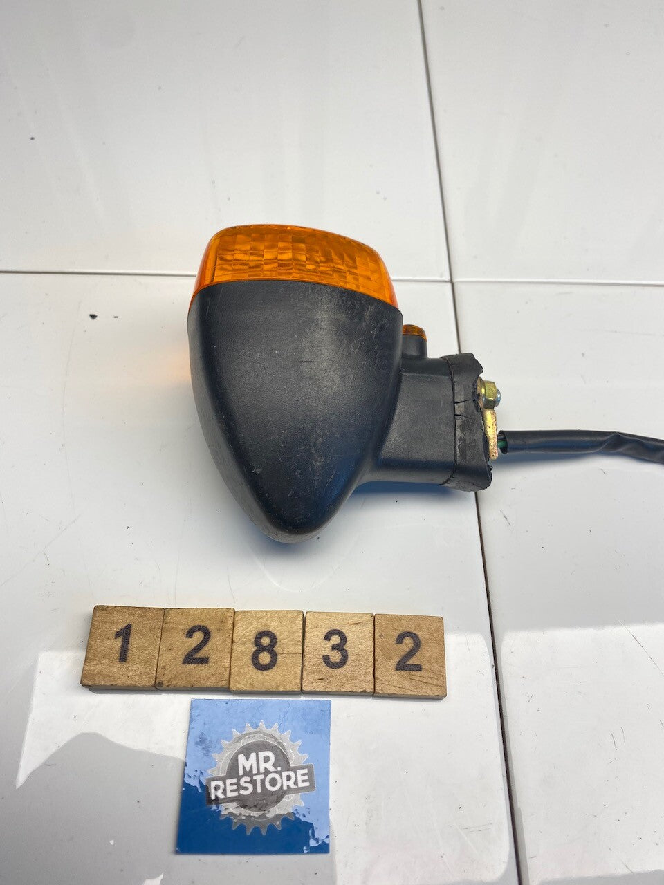 Yamaha TRX YZF FZR OEM Indicator (tested) (with OEM Stanley lens) 