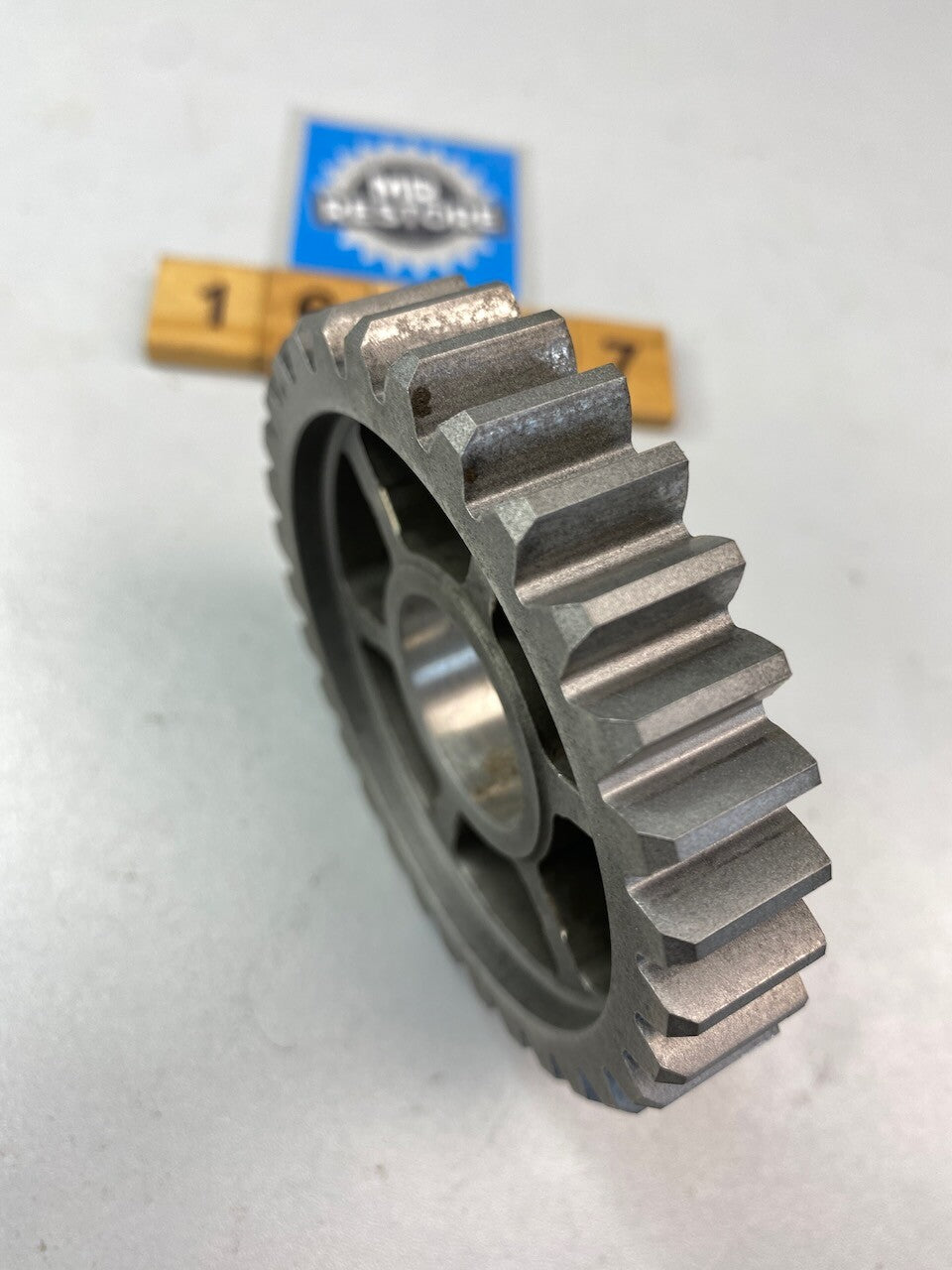 Suzuki GSXR1100 1986-88 1st Driven Gear 24311-06B00