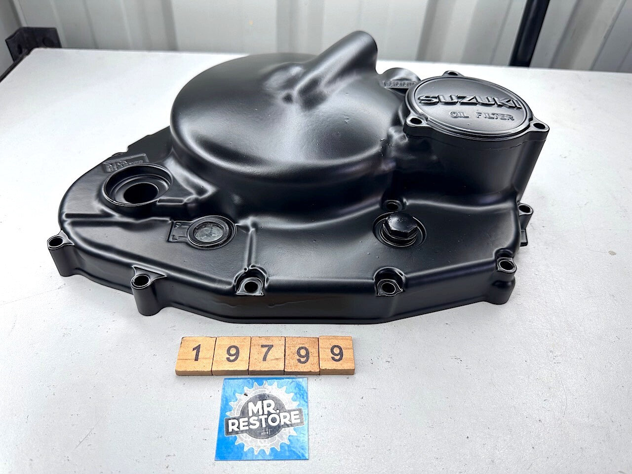 Suzuki DR500 '81-84' SP500 '81-83'- Clutch & Oil Filter Cover - Repainted