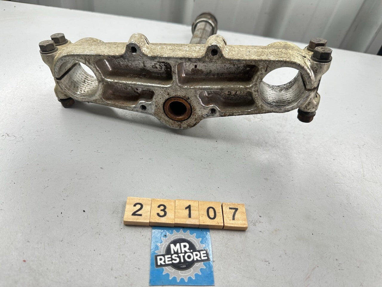Kawasaki KDX175 KX125 KLX250 Steering Stem Lower Fork Clamp Tree 44037-1021