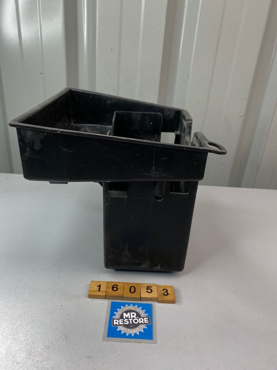 Kawasaki GPZ900 R ZX900 Battery Case Holder 32097-1102