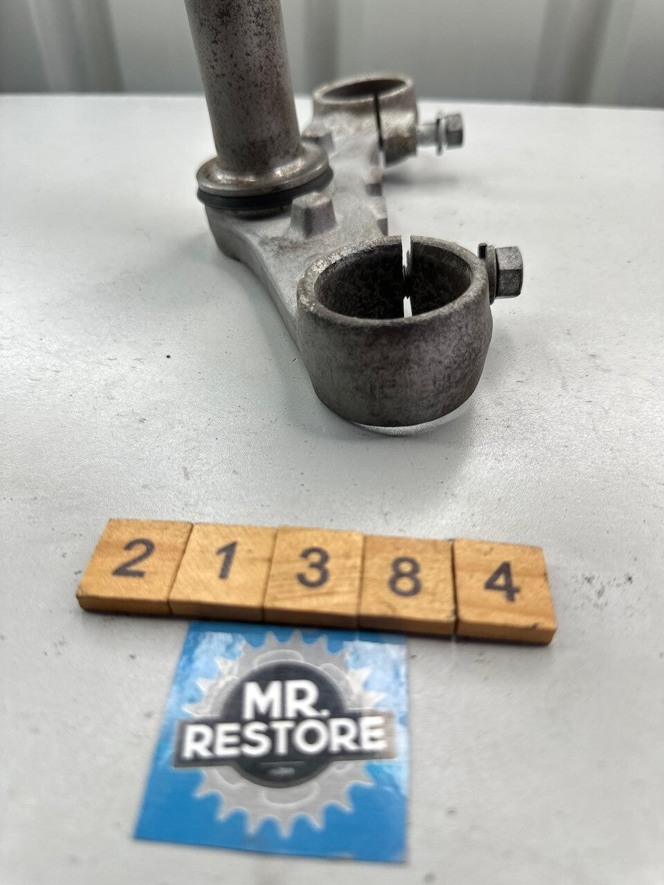 Yamaha TZR250 1986-88 1KT 2MA Lower Triple Tree Clamp (for 29mm forks)